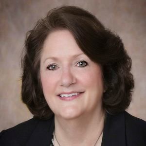 Meet your Posher, Suzanne